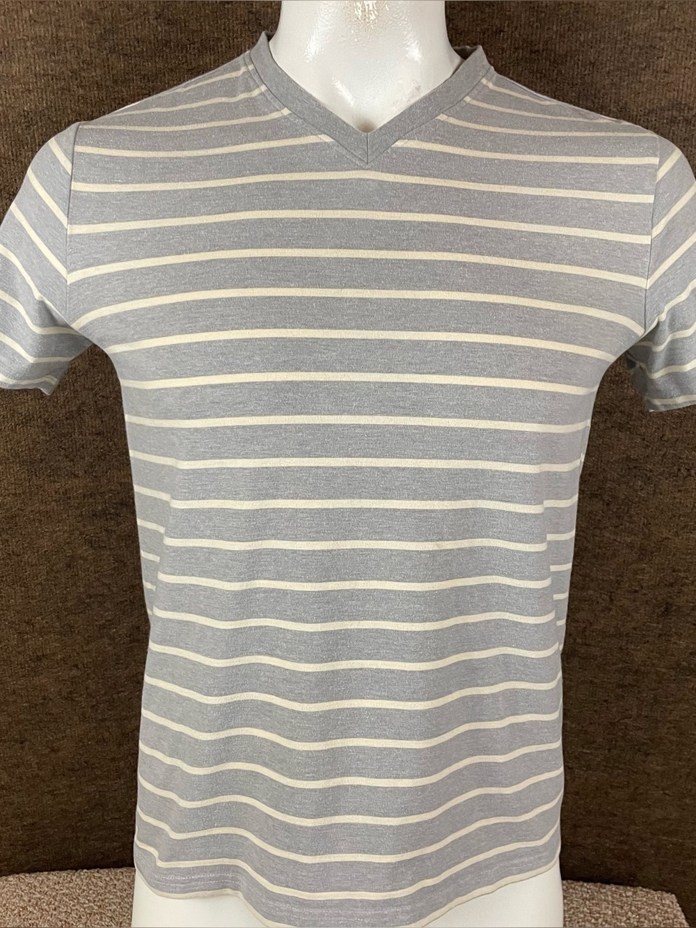 Pact T-Shirt Mens Medium Gray White Striped V-Neck Organic Cotton 217